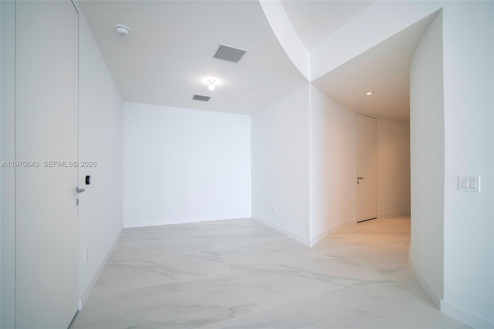 18975 Collins Avenue 1604, Sunny Isles Beach, FL 33160 photo 10
