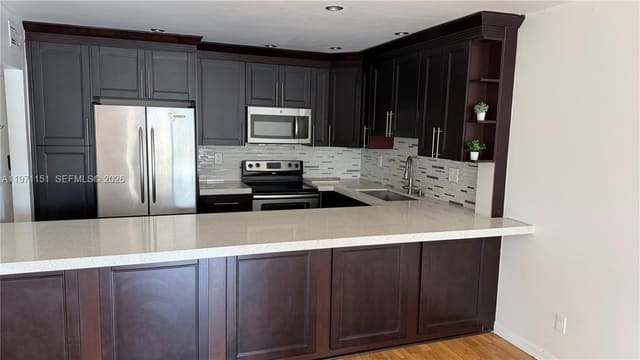 4276 NW 89th Avenue 204, sold in Ramblewood East Condo, Coral Springs, FL