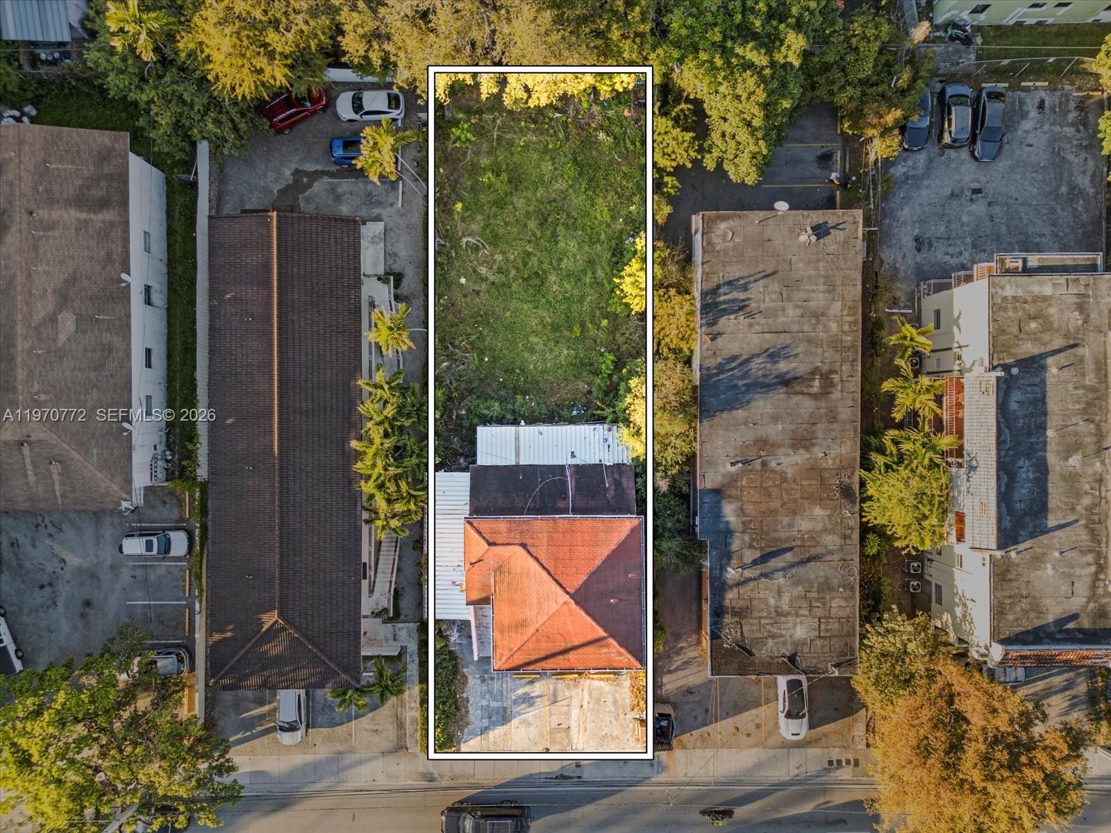 937 SW 7th Street — photo 3