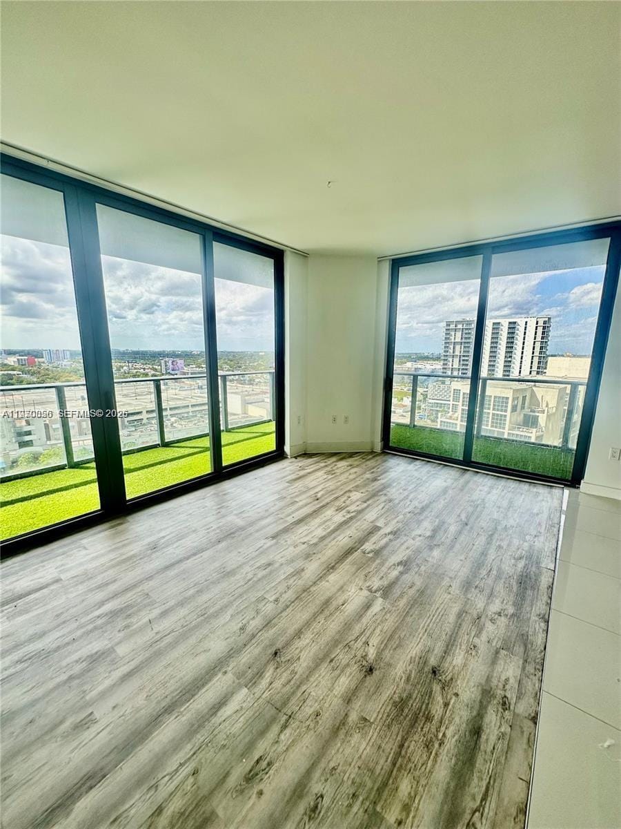 121 NE 34th Street 1416, Miami, FL 33137 photo 3