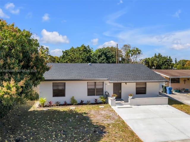 4141 NW 16th Avenue, sold in Twin Lakes Homes, Oakland Park, FL
