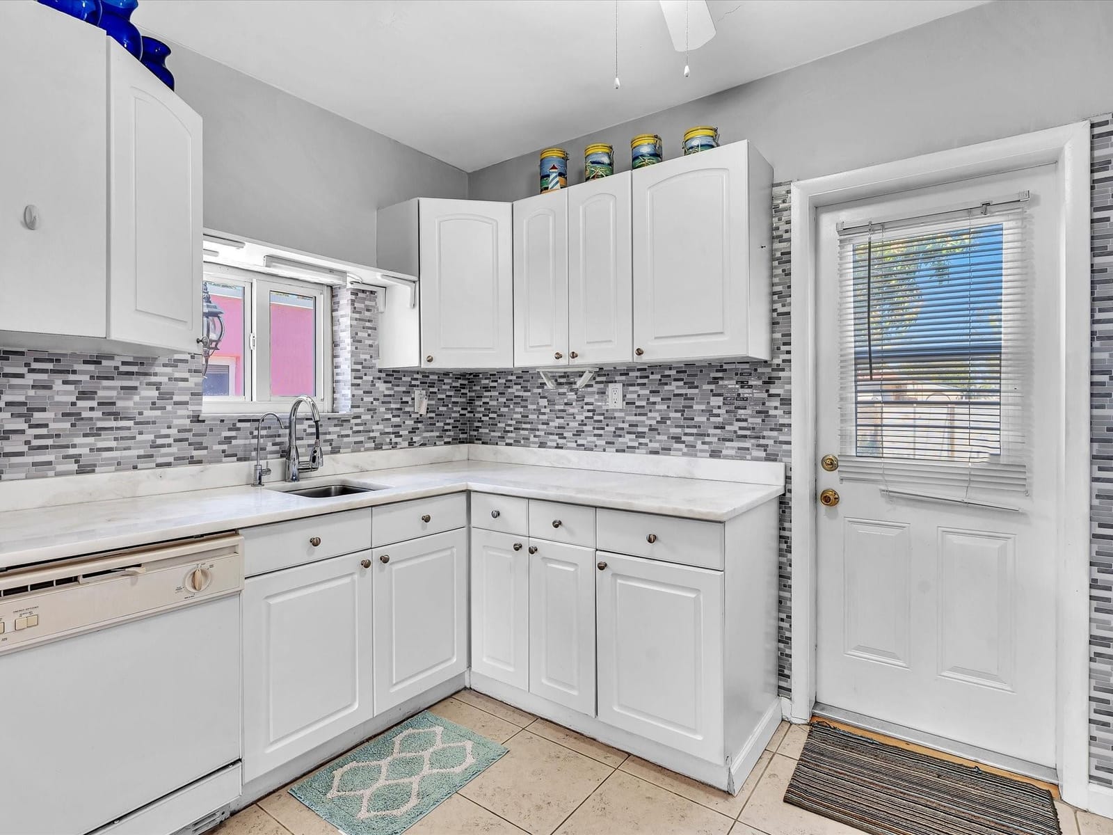 1835 Roosevelt Street, Hollywood, FL 33020 photo 12