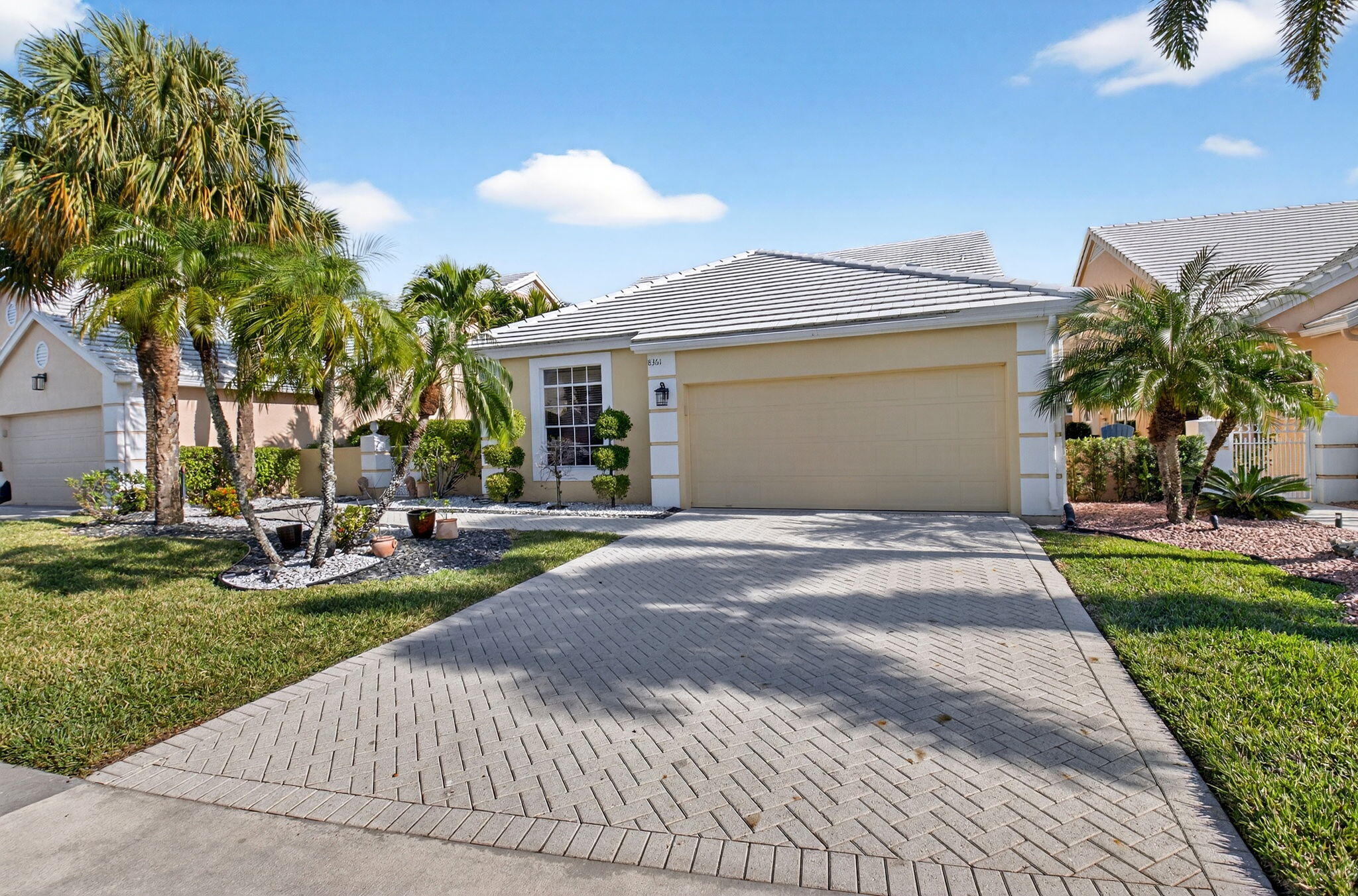 8361 Horseshoe Bay Road — photo 2