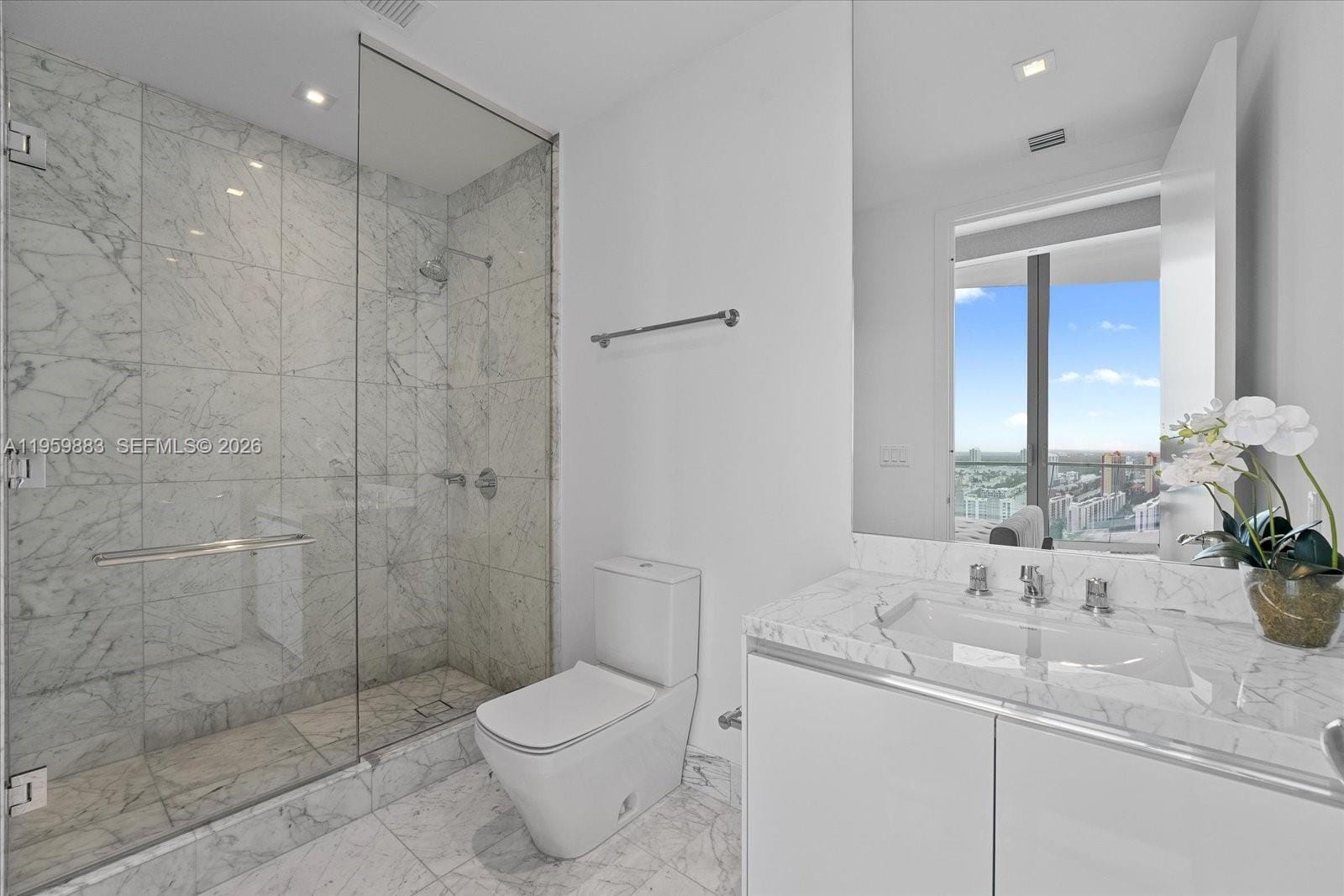 16901 Collins Avenue 2503, Sunny Isles Beach, FL 33160 photo 25