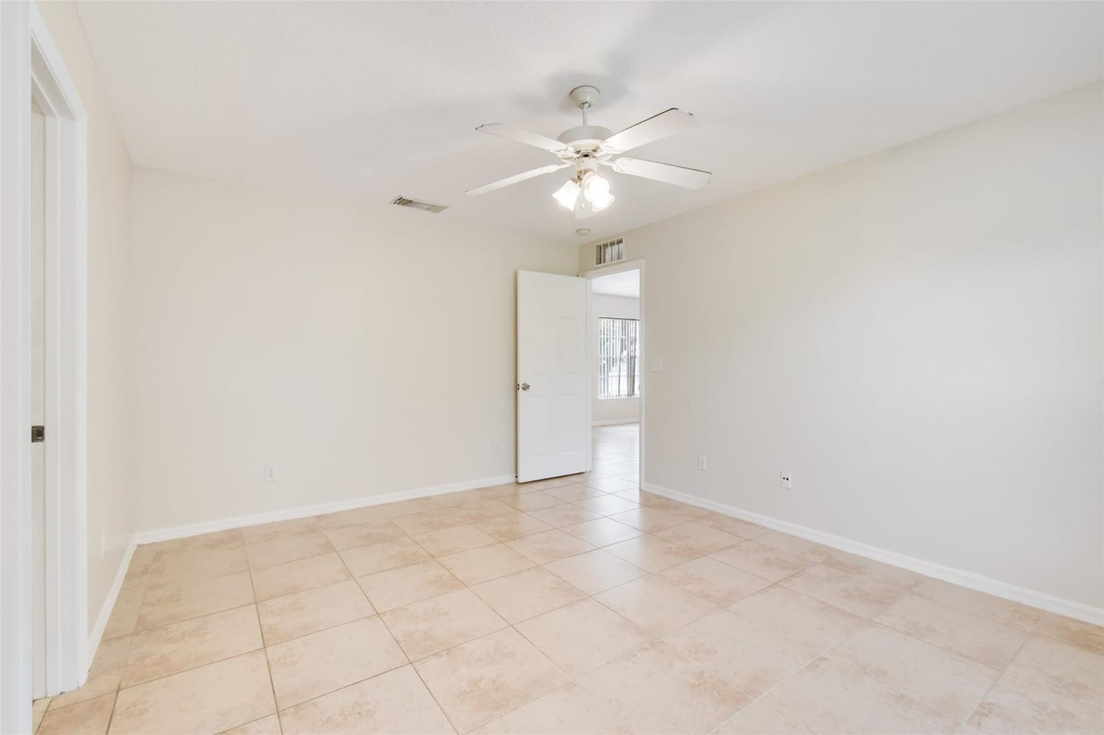 180 NW Friar Street, Port St. Lucie, FL 34983 photo 21