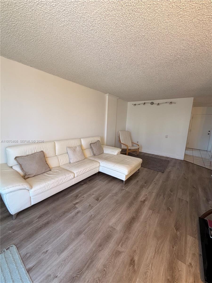 16851 NE 23rd Avenue B304 — photo 2