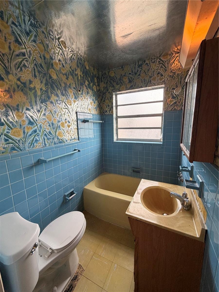 1020 NW 197th Terrace, Miami Gardens, FL 33169 photo 8