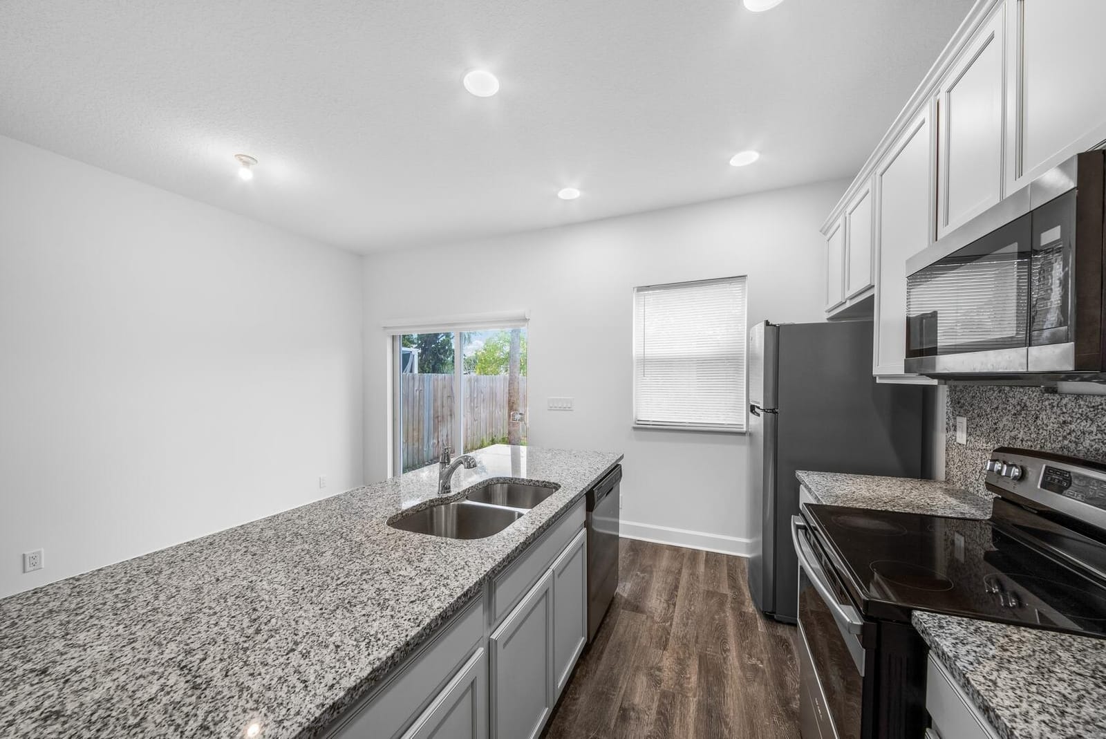 607 N F Street, Lake Worth, FL 33460 photo 8