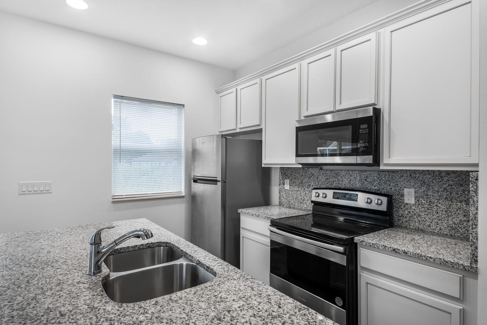 607 N F Street, Lake Worth, FL 33460 photo 9