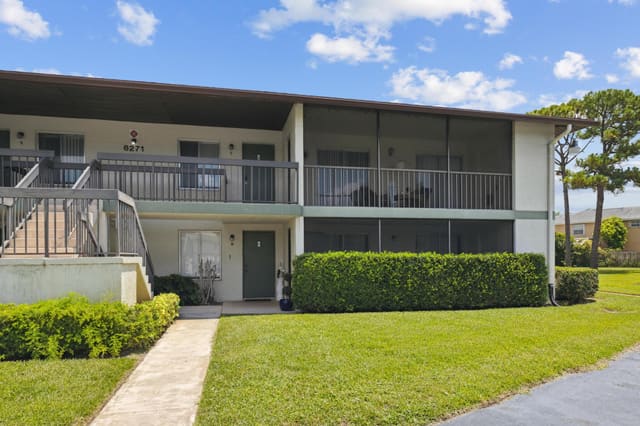 6271 Chasewood Drive F, Jupiter, FL 33458