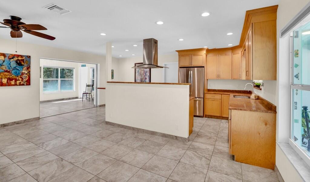 912 Coquina Lane — photo 11