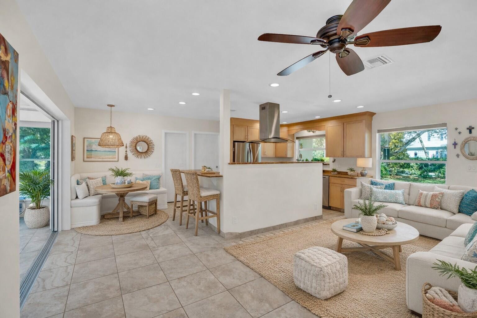912 Coquina Lane — photo 5