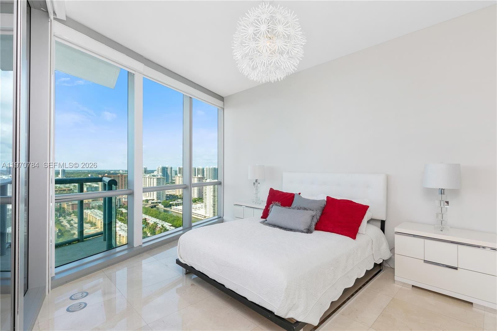 17121 Collins Avenue 2905 — photo 4
