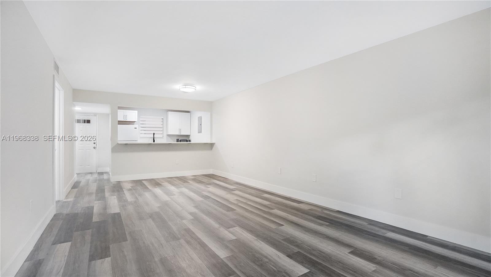 1235 Mariposa Avenue 1, Coral Gables, FL 33146 - photo 1 of 30