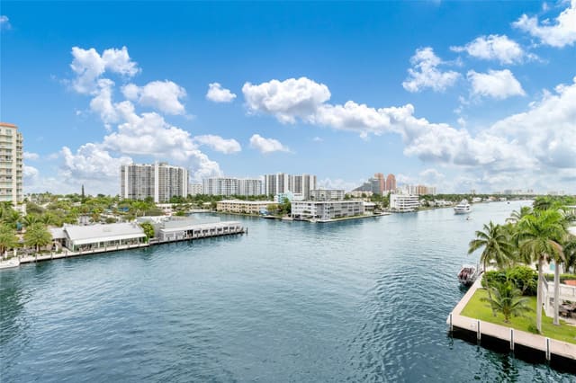 2900 NE 30th Street 7H, sold in Lauderdale Tower, Fort Lauderdale, FL