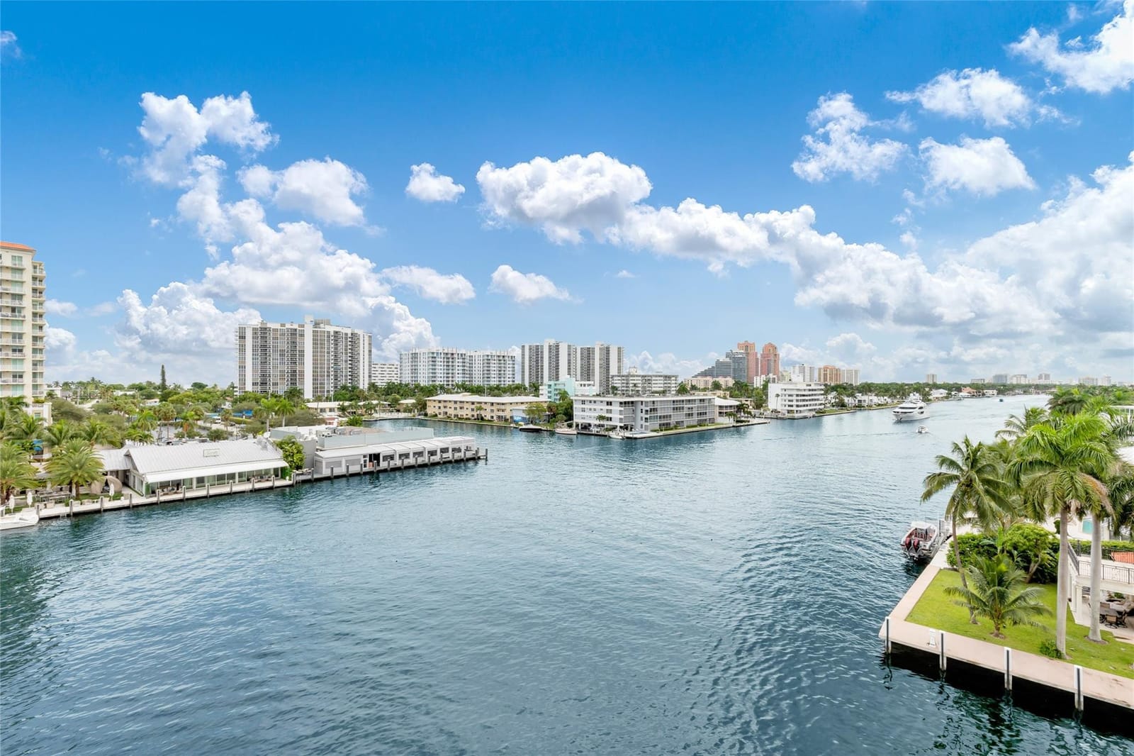 2900 NE 30th Street 7H, Fort Lauderdale, FL 33306