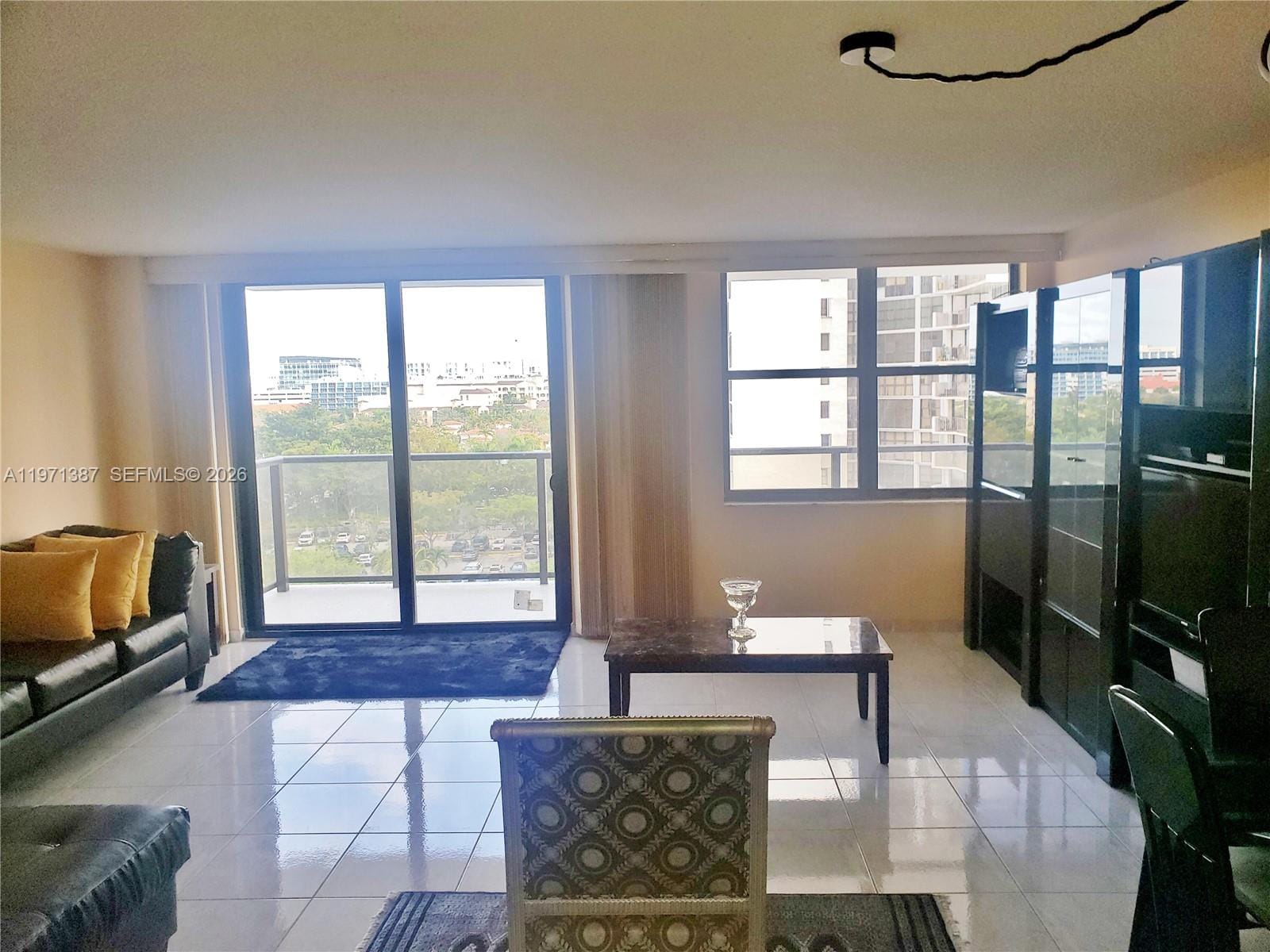 18151 NE 31st Court 906, Aventura, FL 33160 photo 4
