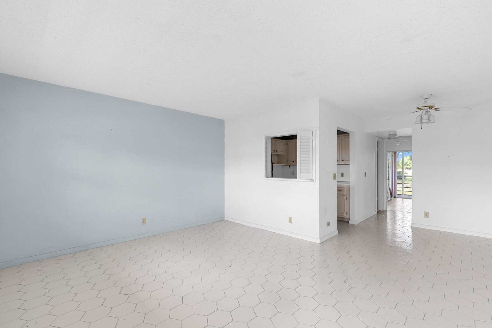 72 Ashby B, Deerfield Beach, FL 33442 photo 1