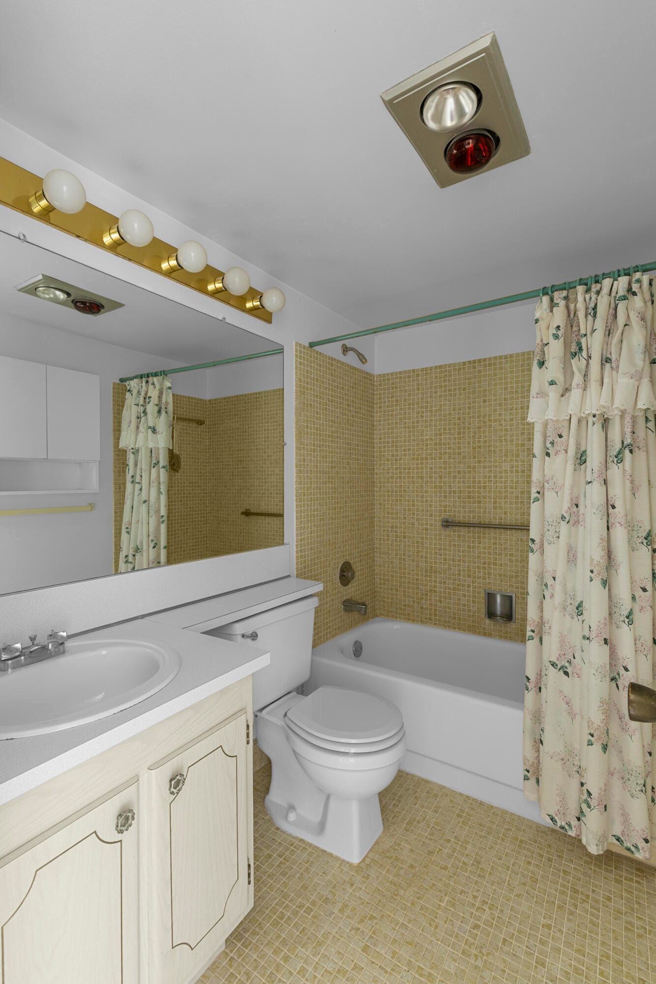 72 Ashby B, Deerfield Beach, FL 33442 photo 16