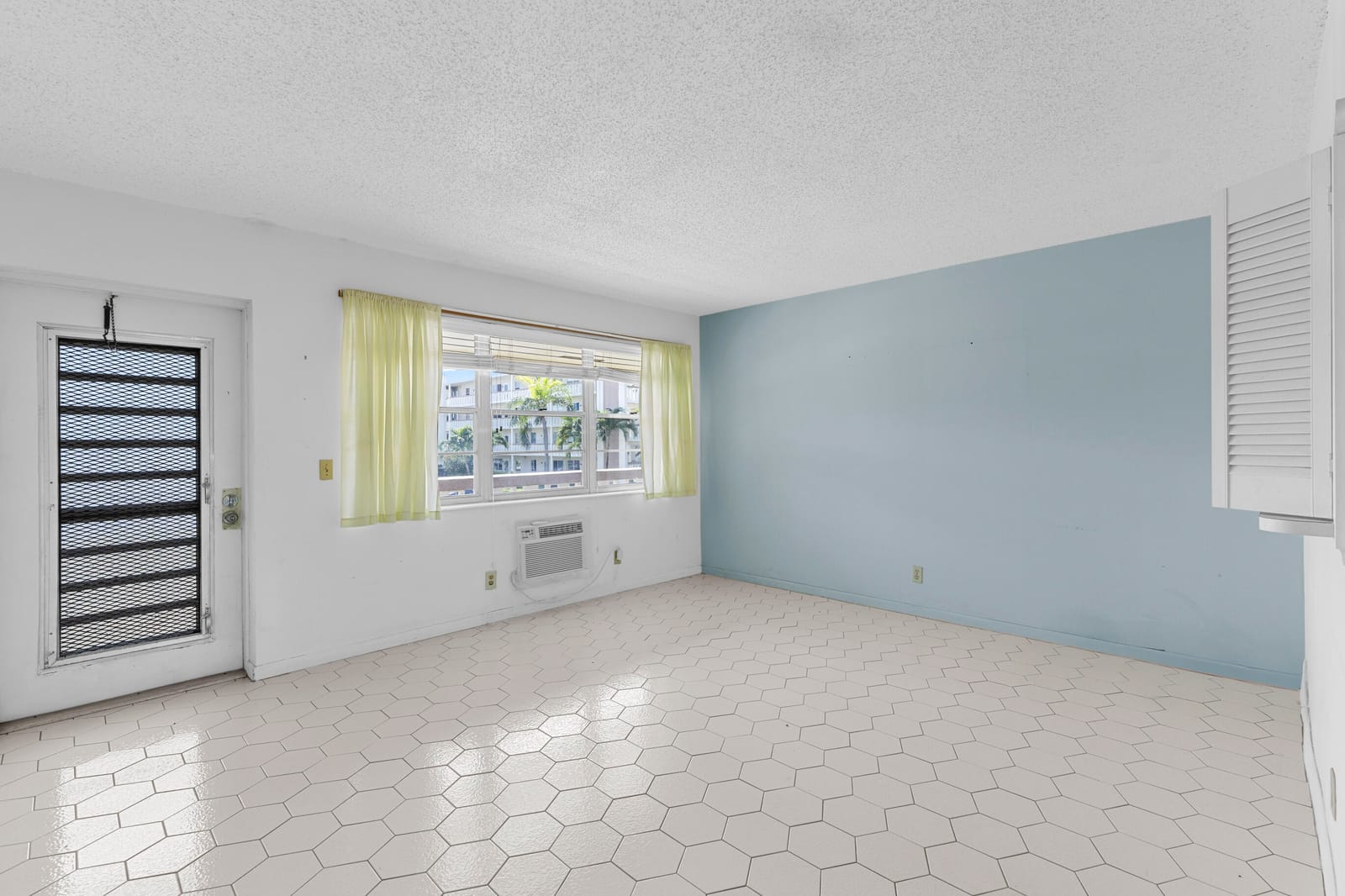 72 Ashby B, Deerfield Beach, FL 33442 photo 5