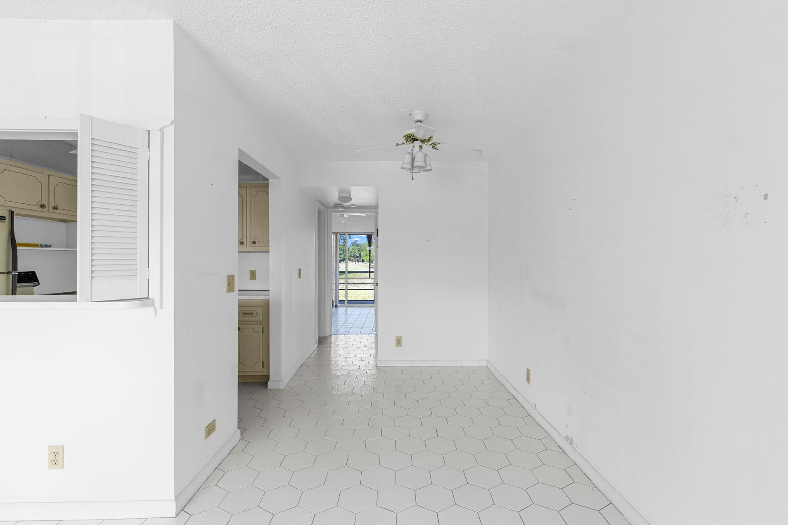 72 Ashby B, Deerfield Beach, FL 33442 photo 8
