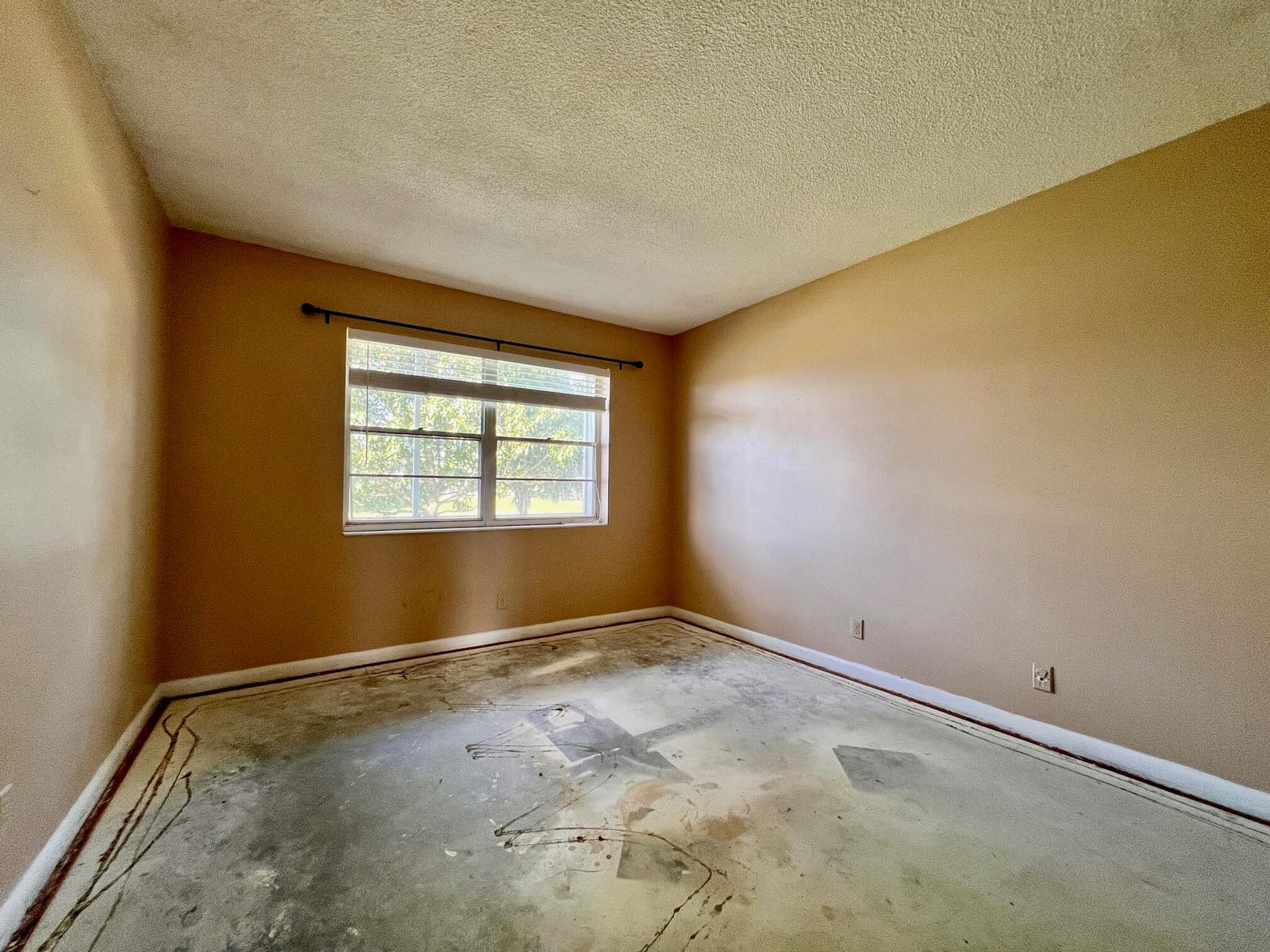 240 Bedford J, West Palm Beach, FL 33417 photo 9