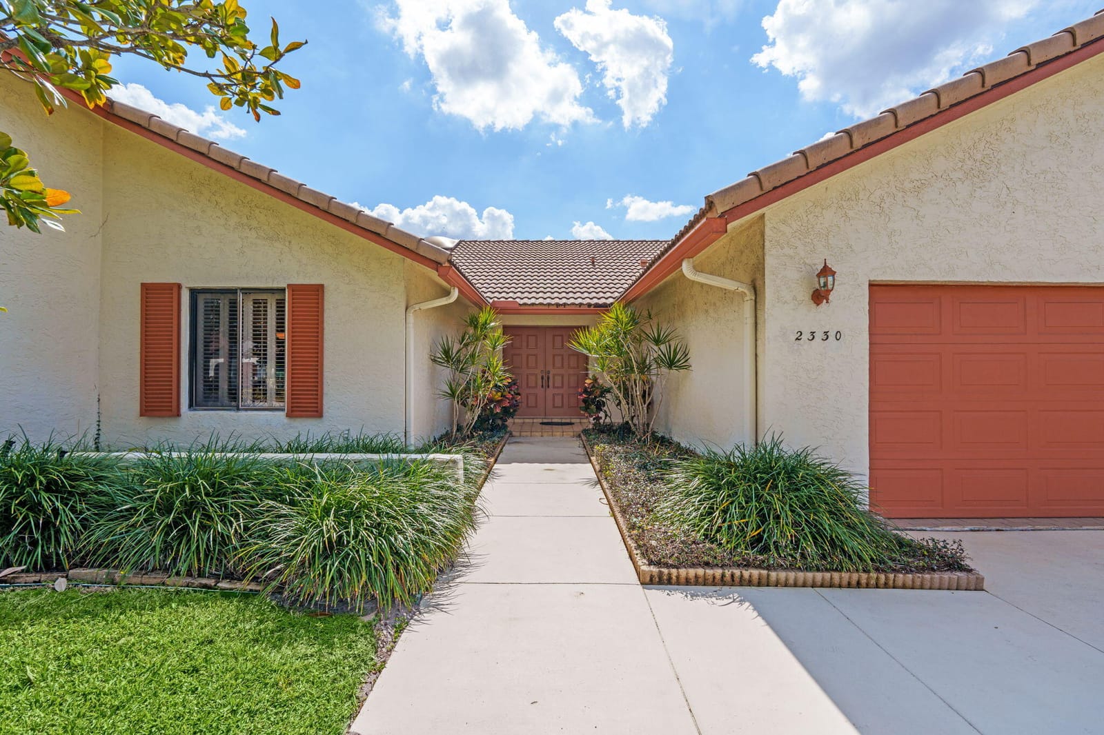 2330 SW 23rd Cranbrook Drive, Boynton Beach, FL 33436 photo 3