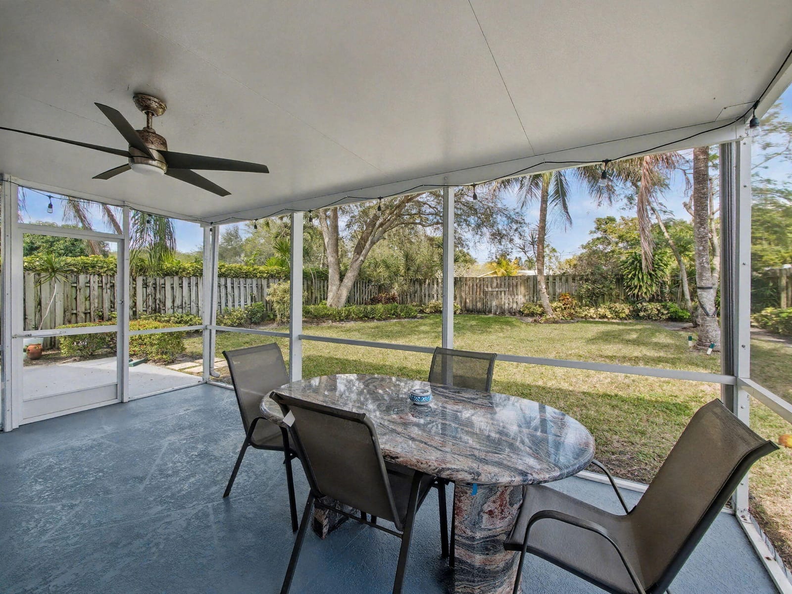 4073 NW 2nd Lane, Delray Beach, FL 33445 photo 18