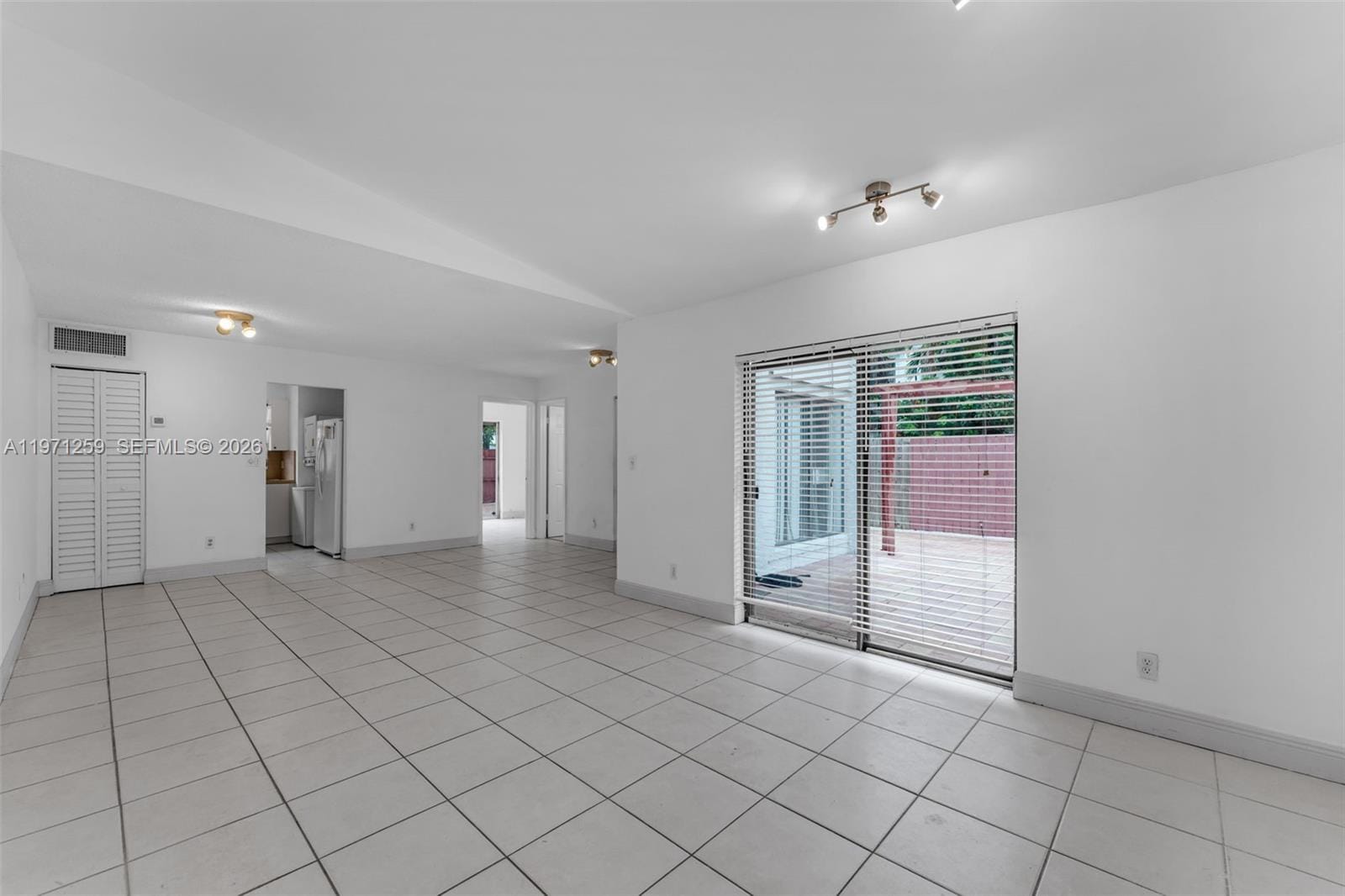 10915 SW 71st Street, Miami, FL 33173 photo 8