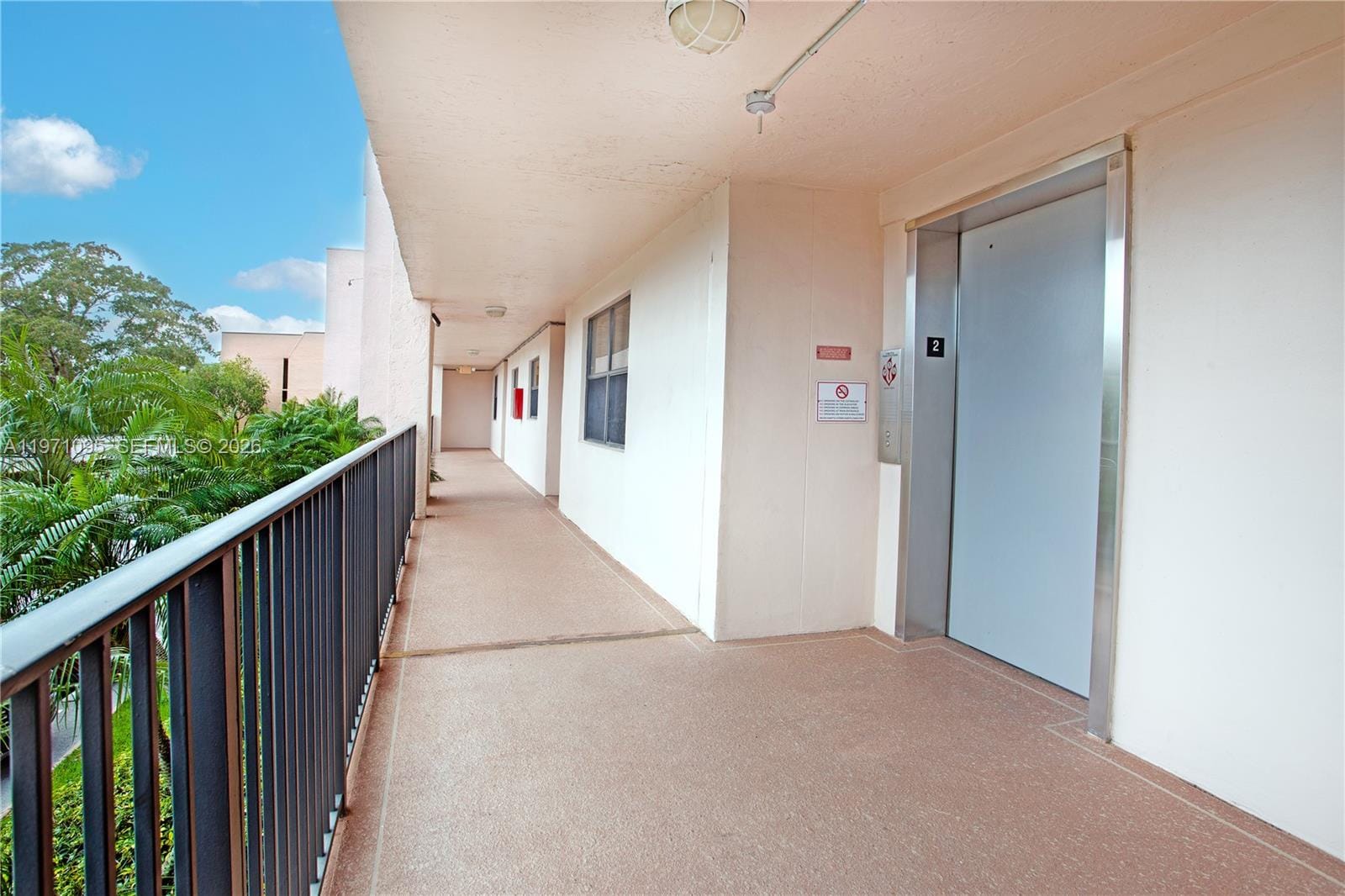 10207 Sunrise Lakes Boulevard 204, Sunrise, FL 33322 photo 12