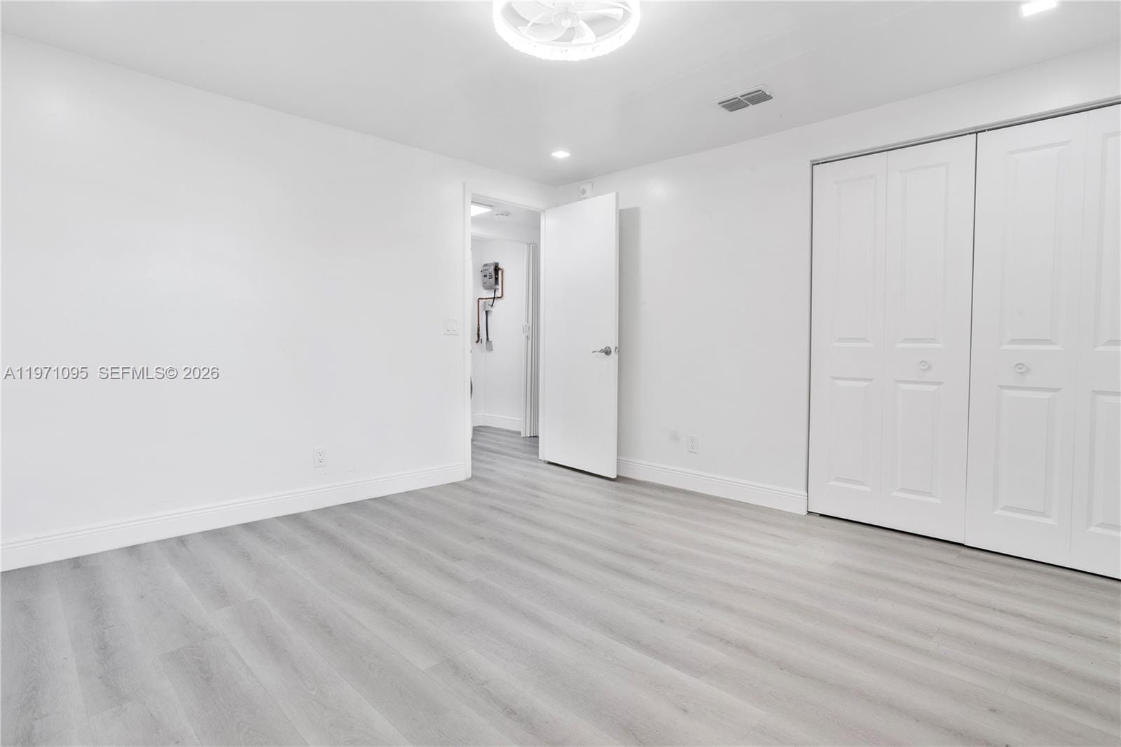 10207 Sunrise Lakes Boulevard 204, Sunrise, FL 33322 photo 4
