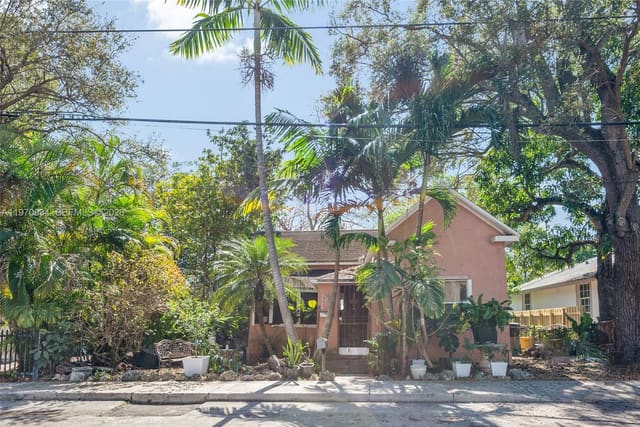 3554 William Avenue, Miami, FL 33133