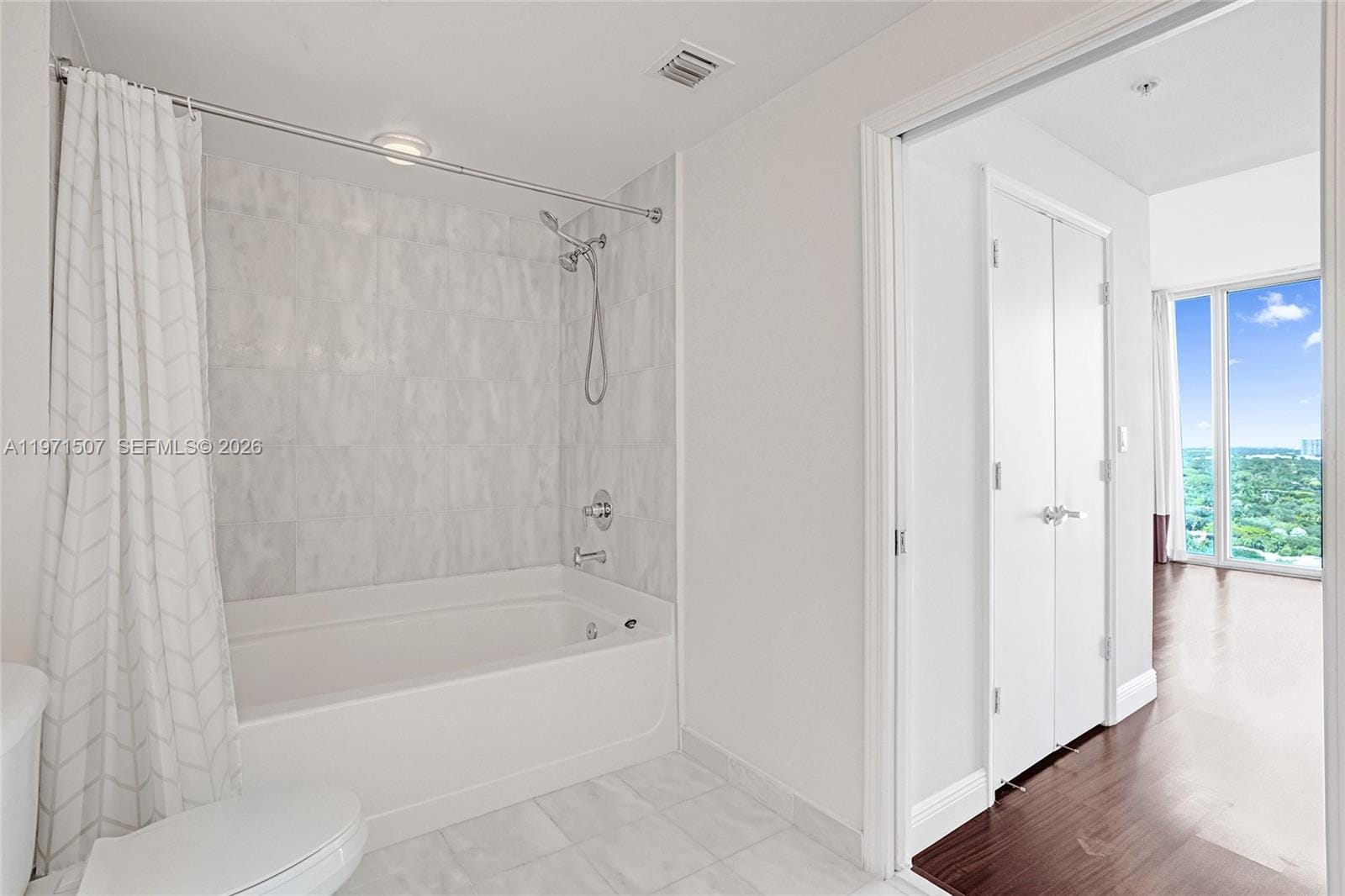 601 NE 36th Street 1908, Miami, FL 33137 photo 14