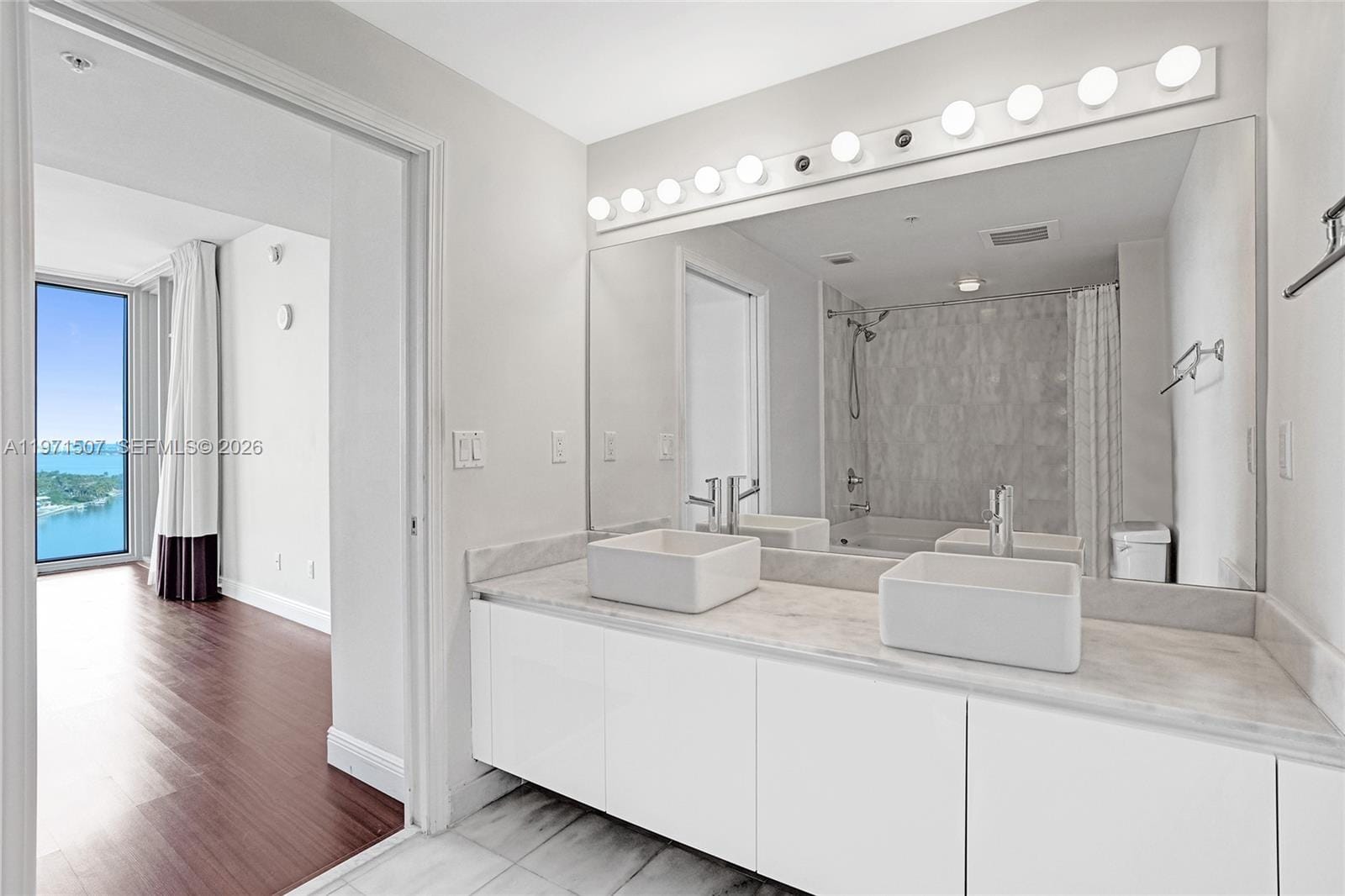 601 NE 36th Street 1908, Miami, FL 33137 photo 15