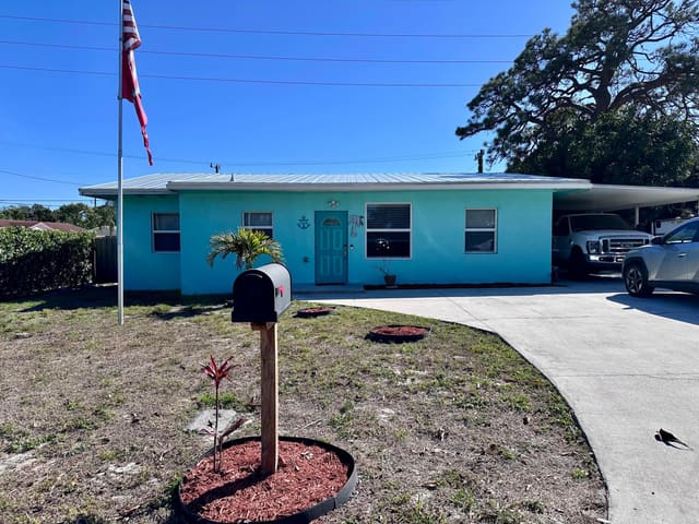 824 NW 4th Avenue, sold in Laurel Hills, Boynton Beach, FL