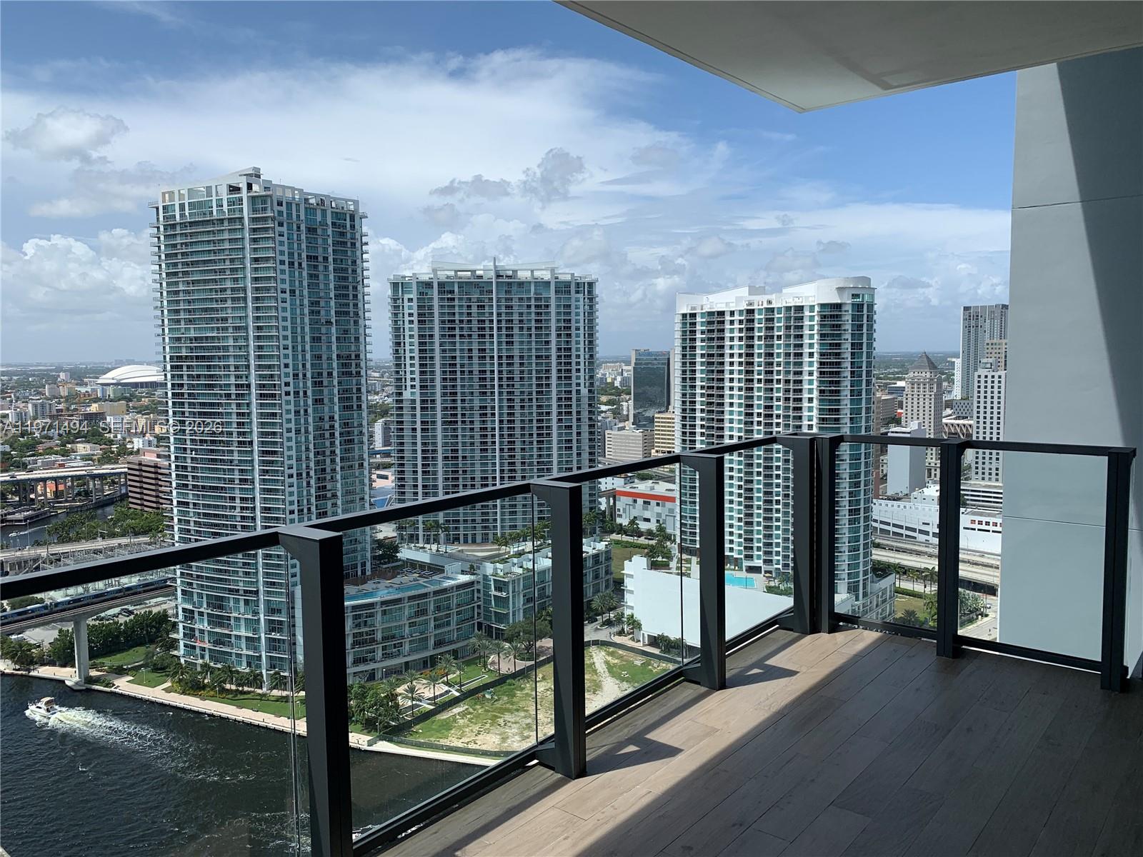 68 SE 6th Street 3010, Miami, FL 33131, Miami