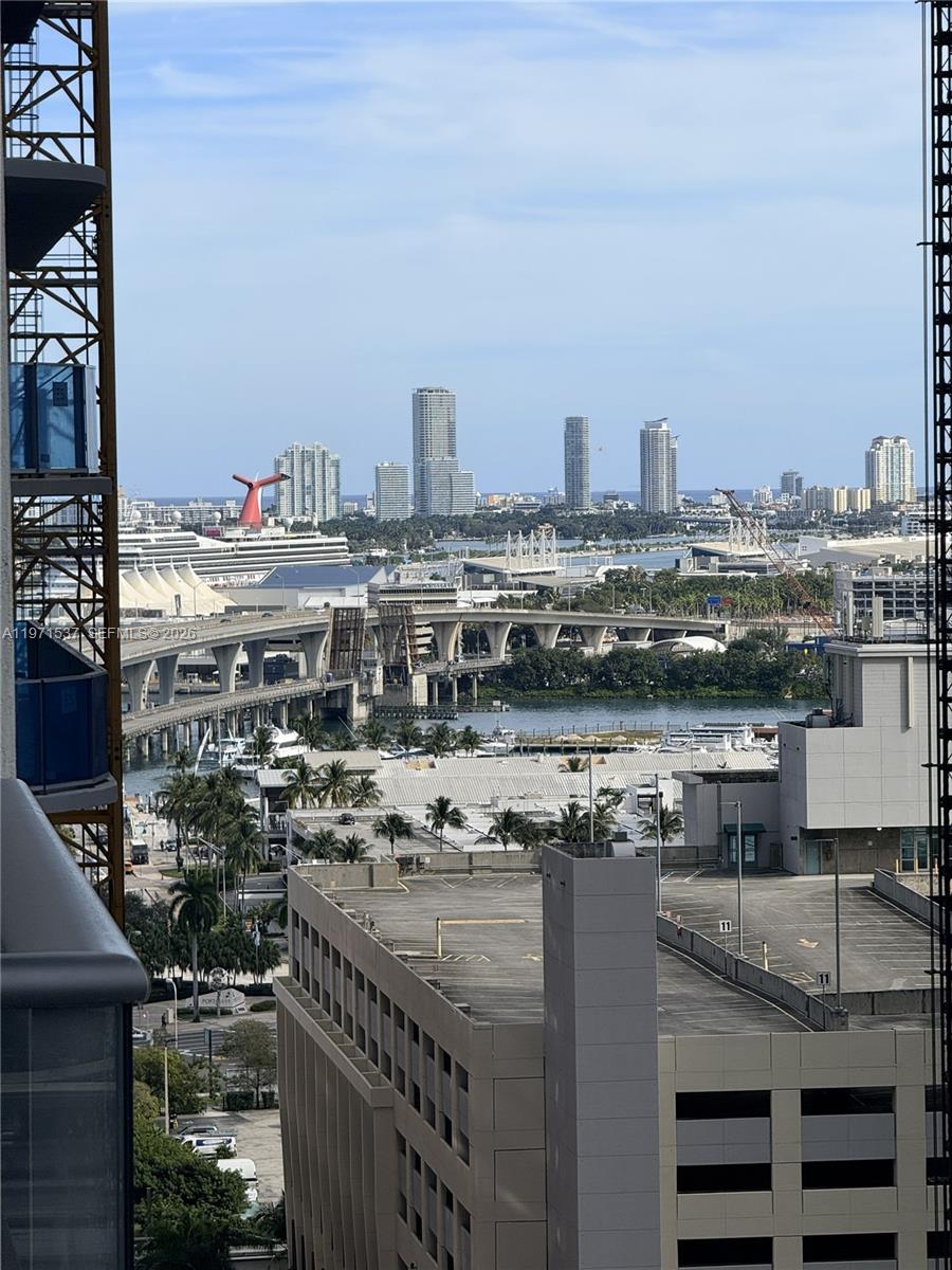 11 NE 6th 1905 1905, Miami, FL 33132, Miami