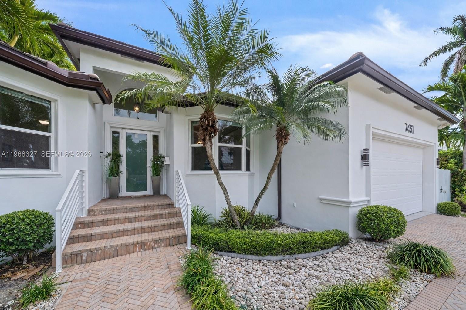 7431 Center Bay Drive, North Bay Village, FL 33141 photo 2