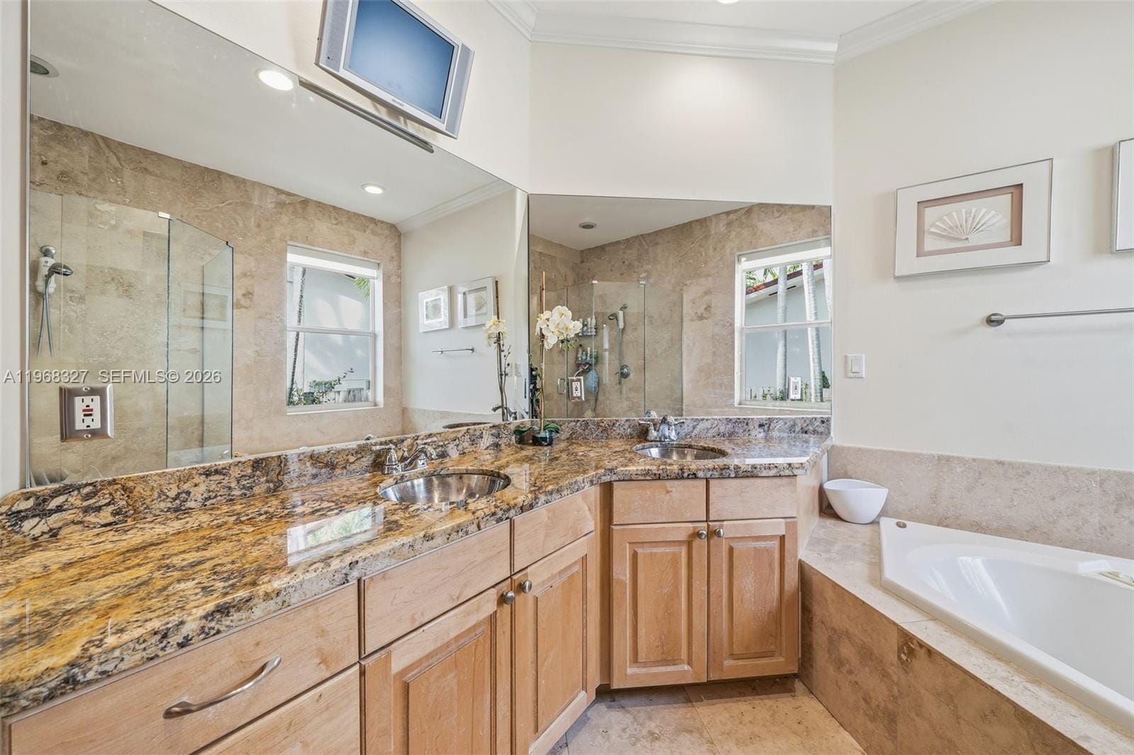 7431 Center Bay Drive, North Bay Village, FL 33141 photo 19