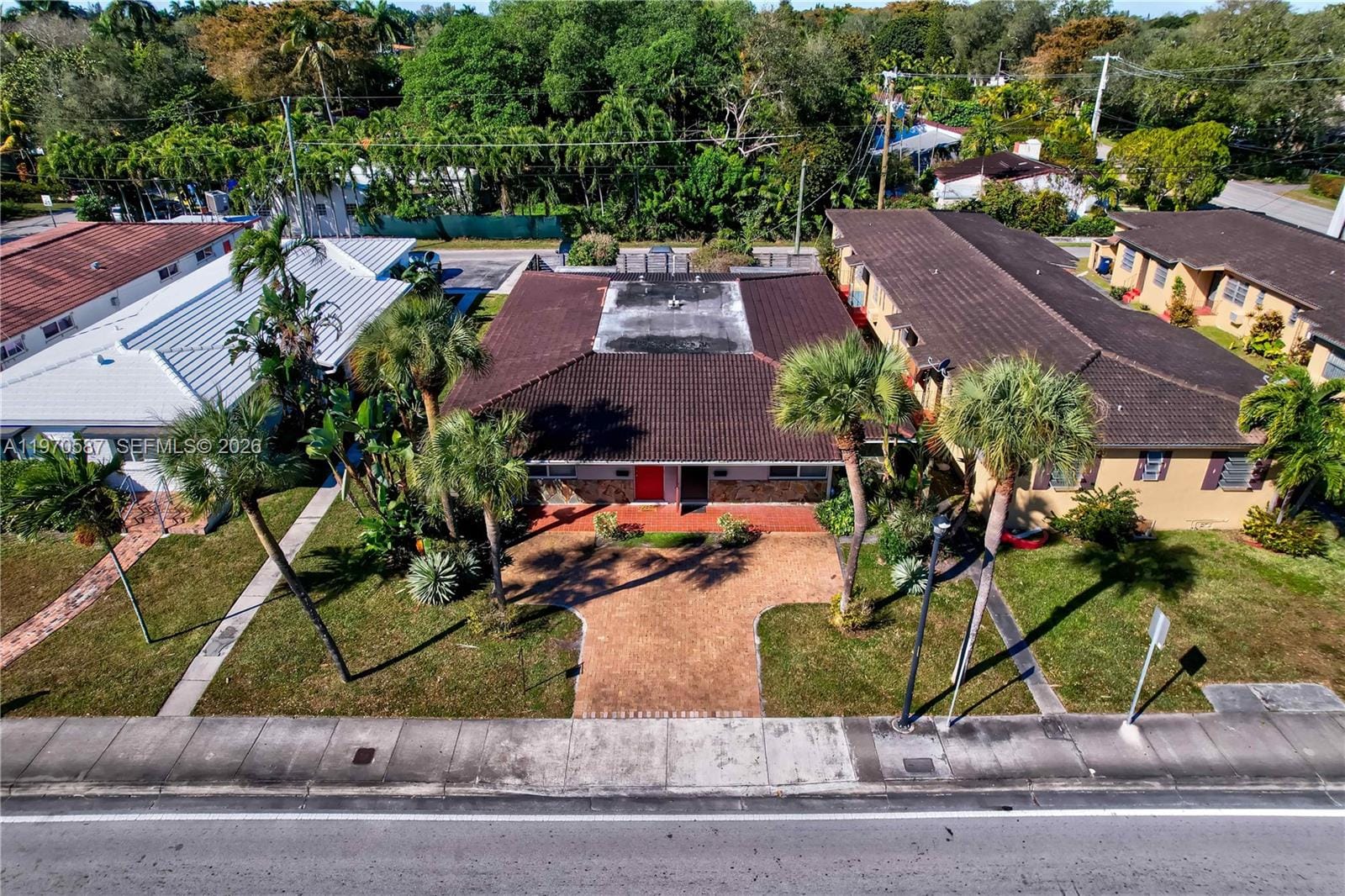 8640 NE 2nd Avenue, El Portal, FL 33138 photo 1
