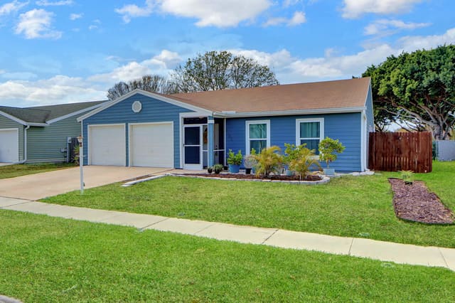 5103 Dalewood Lane, Lake Worth, FL 33467