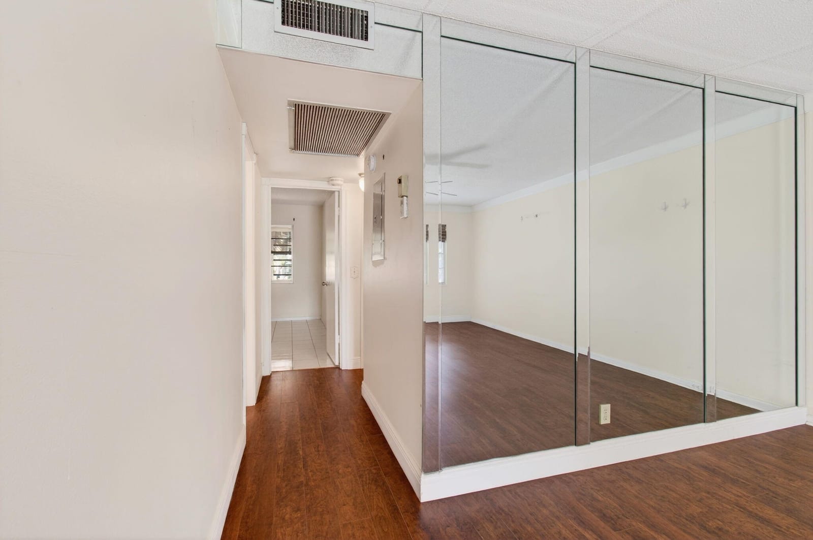 263 Ventnor R — photo 11