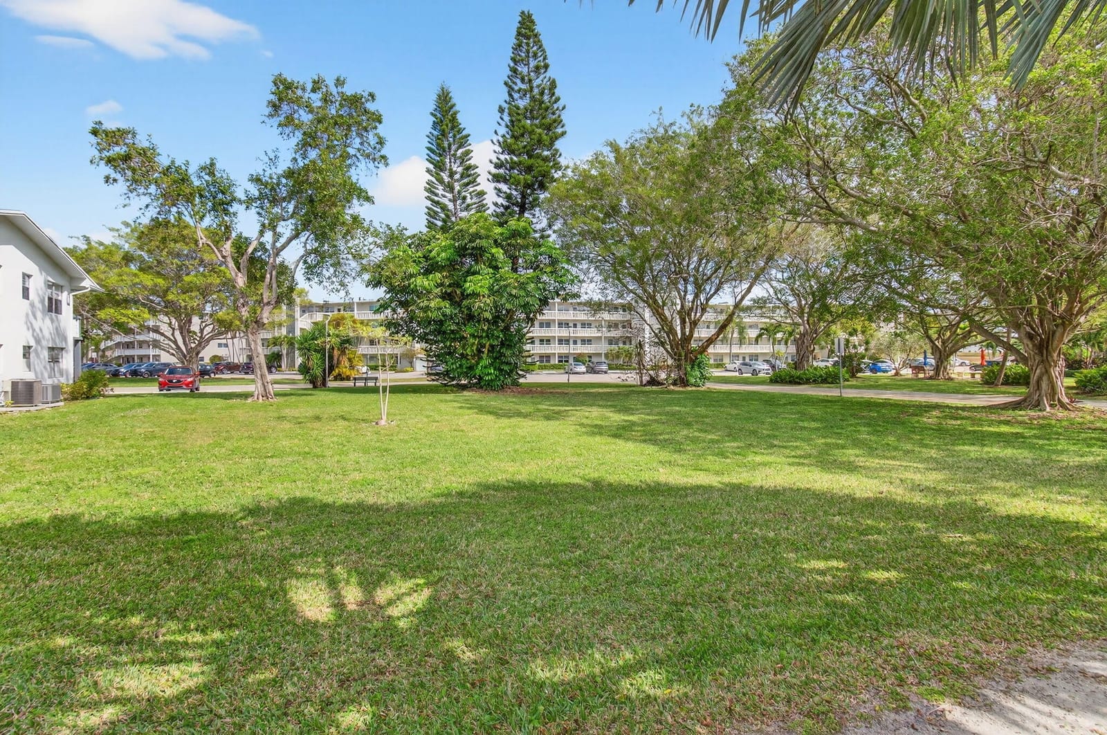 263 Ventnor R, Deerfield Beach, FL 33442 photo 23