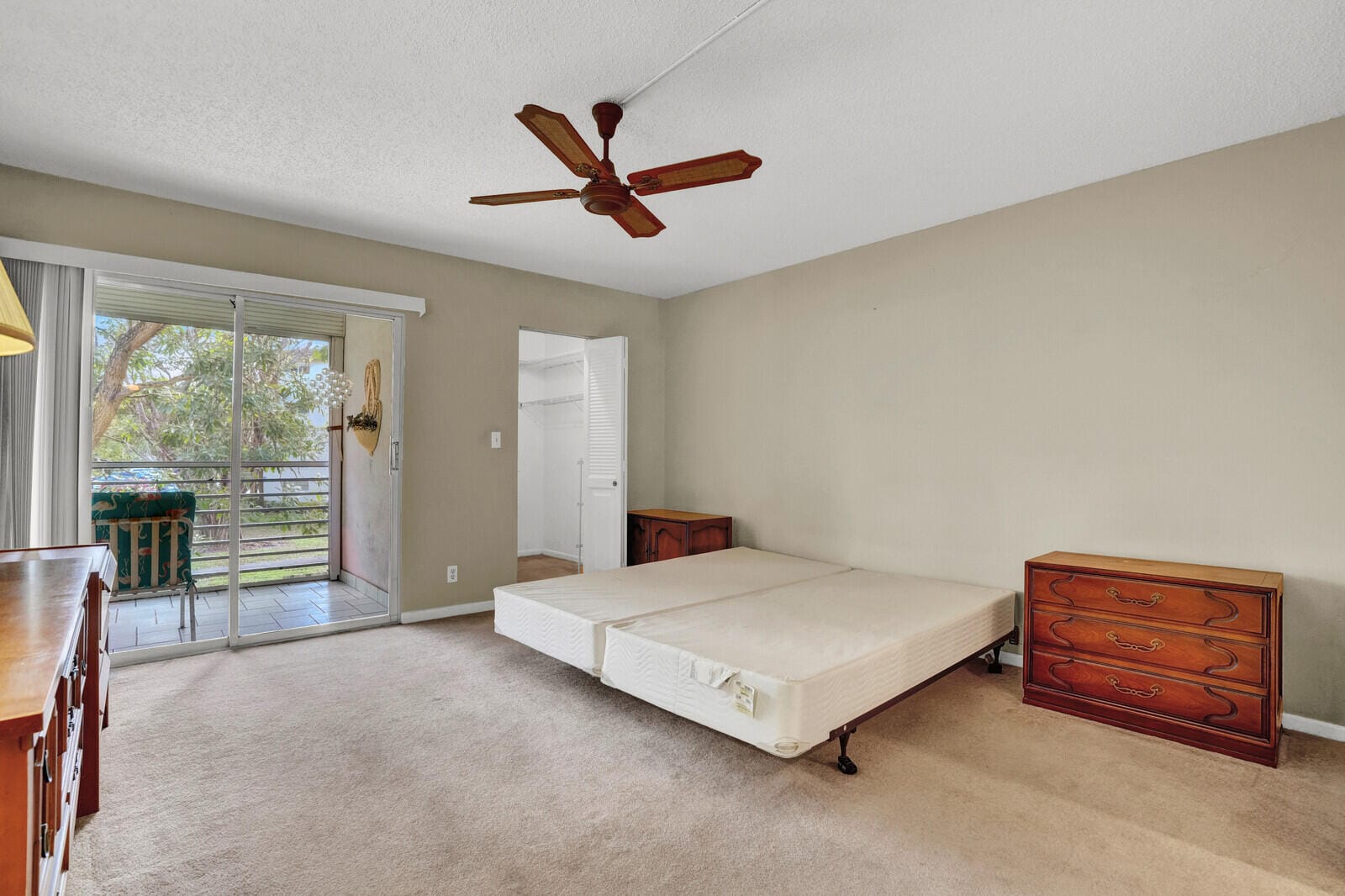 2102 Lucaya Bend F2, Coconut Creek, FL 33066 photo 13