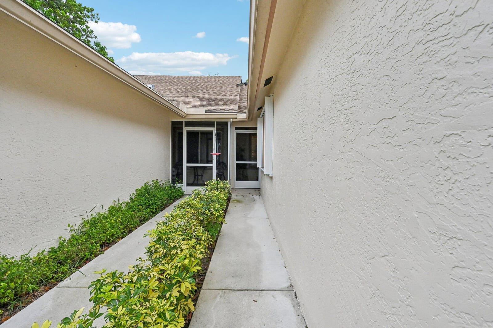 156 Sandy Lane, Royal Palm Beach, FL 33411 photo 3