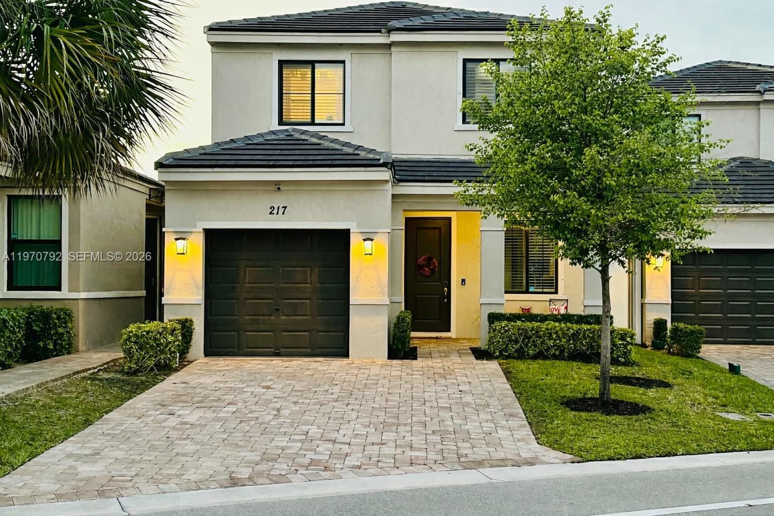 217 NW 36th Avenue, Pompano Beach, FL 33069 photo 2