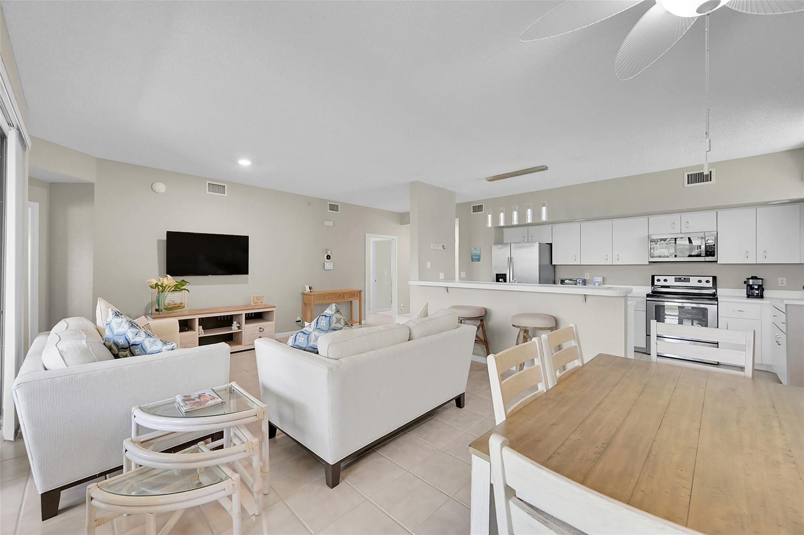 8049 Aberdeen Drive 101, Boynton Beach, FL 33472 photo 11