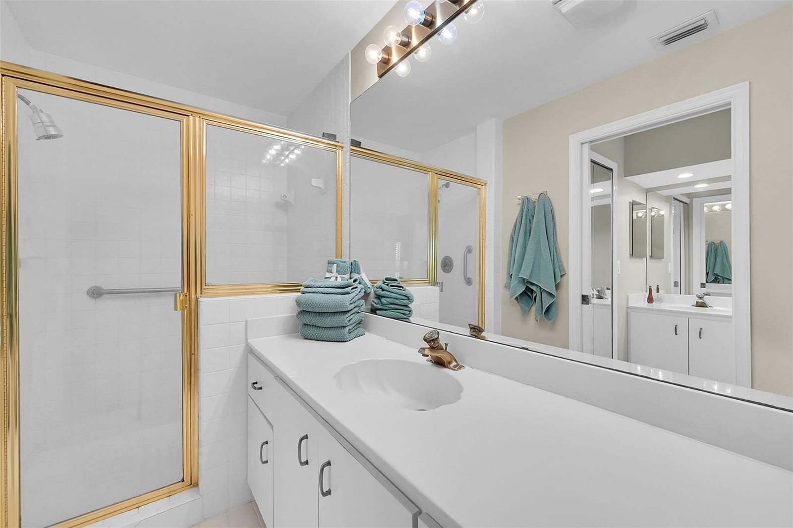 8049 Aberdeen Drive 101, Boynton Beach, FL 33472 photo 21