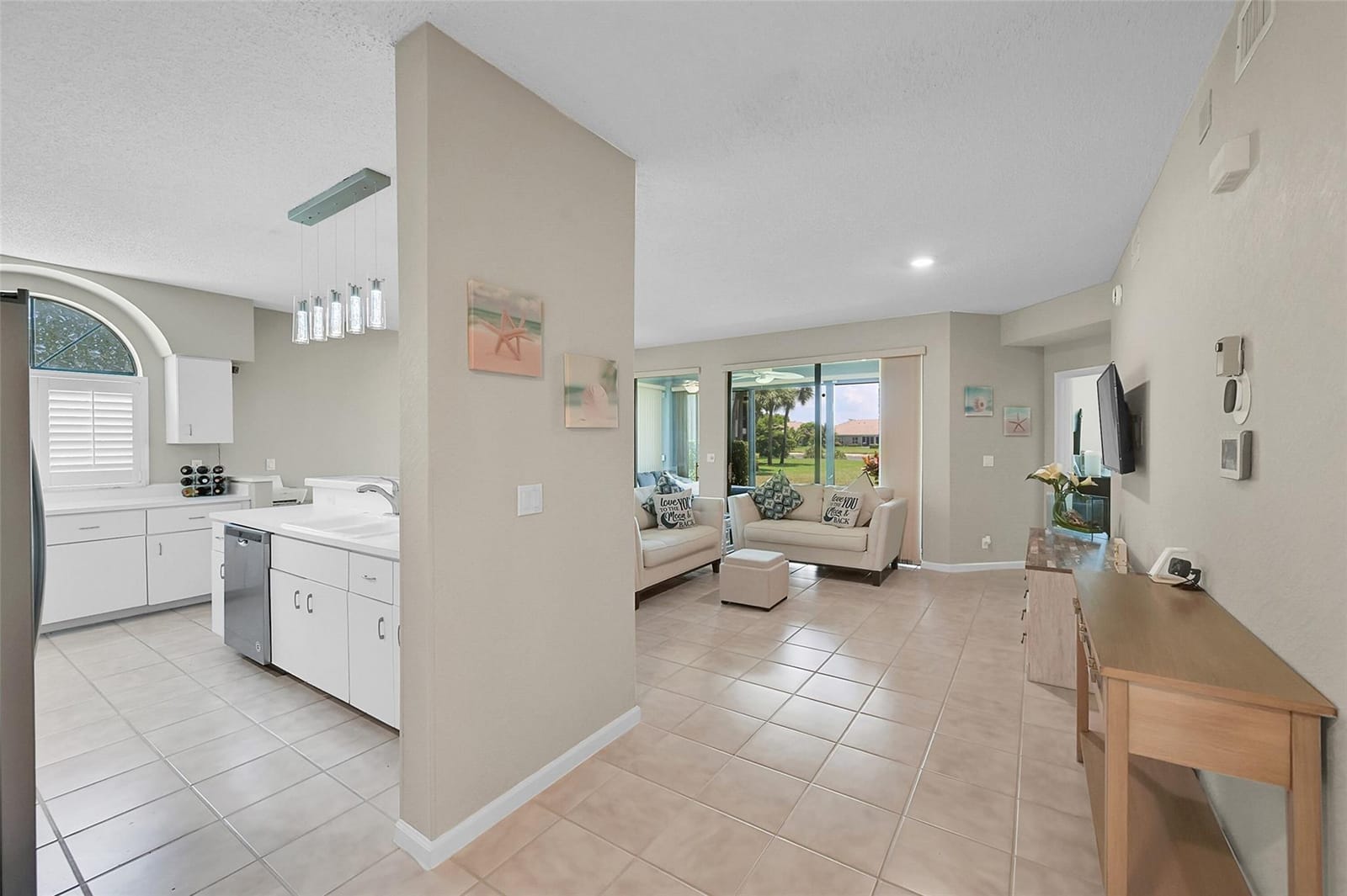 8049 Aberdeen Drive 101, Boynton Beach, FL 33472 photo 4