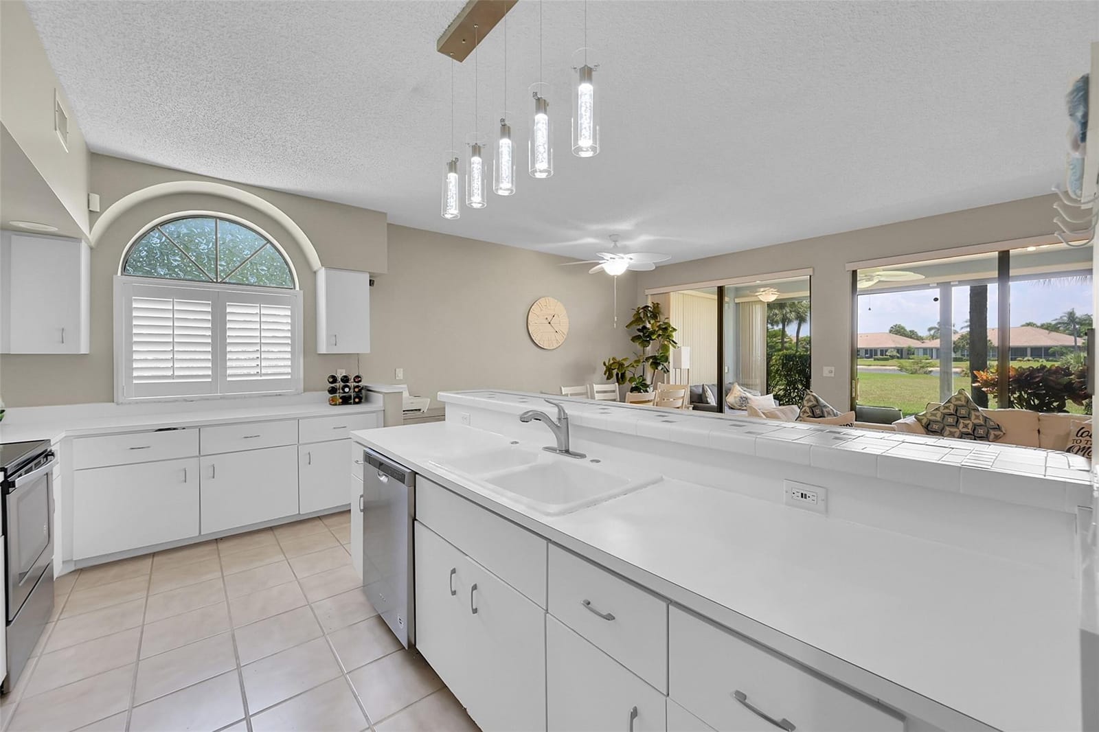 8049 Aberdeen Drive 101, Boynton Beach, FL 33472 photo 5